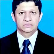 Soy Abogado, con conocimientos en ciencias politicas, sociales, economicas y español y literatura y afines. Me he desempeñado enseñando a comunidades en proyectos sociales de impacto en la comunidad, generando programas de desarrollo